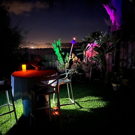 Pointe Venus Lodge Mahina エクステリア 写真