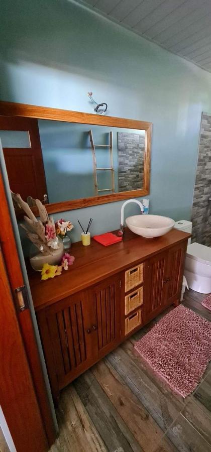 Pointe Venus Lodge Mahina エクステリア 写真