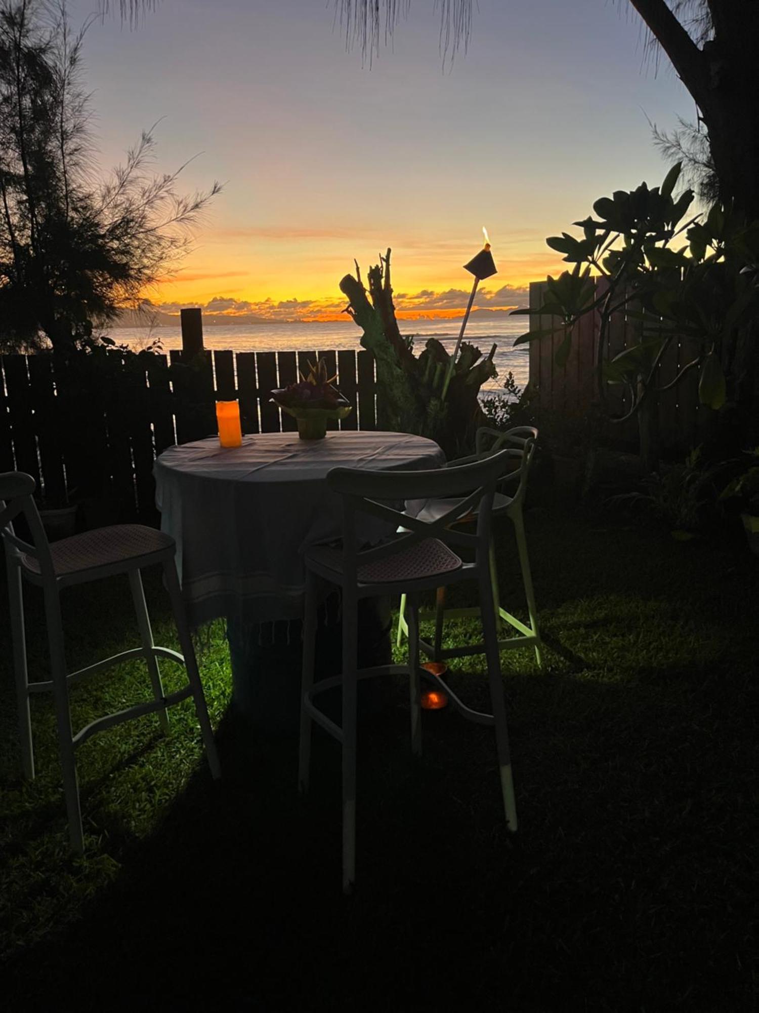 Pointe Venus Lodge Mahina エクステリア 写真