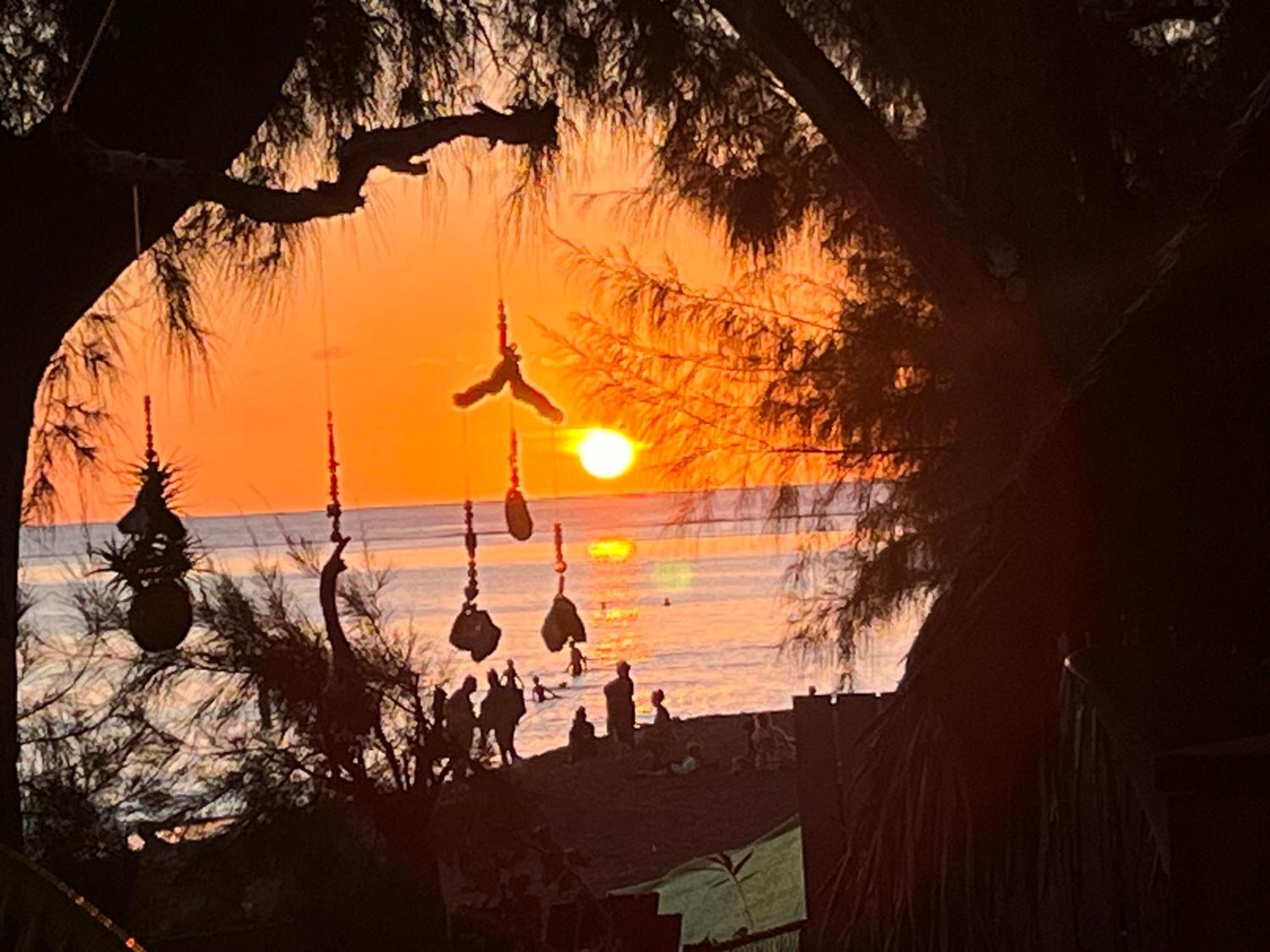 Pointe Venus Lodge Mahina エクステリア 写真